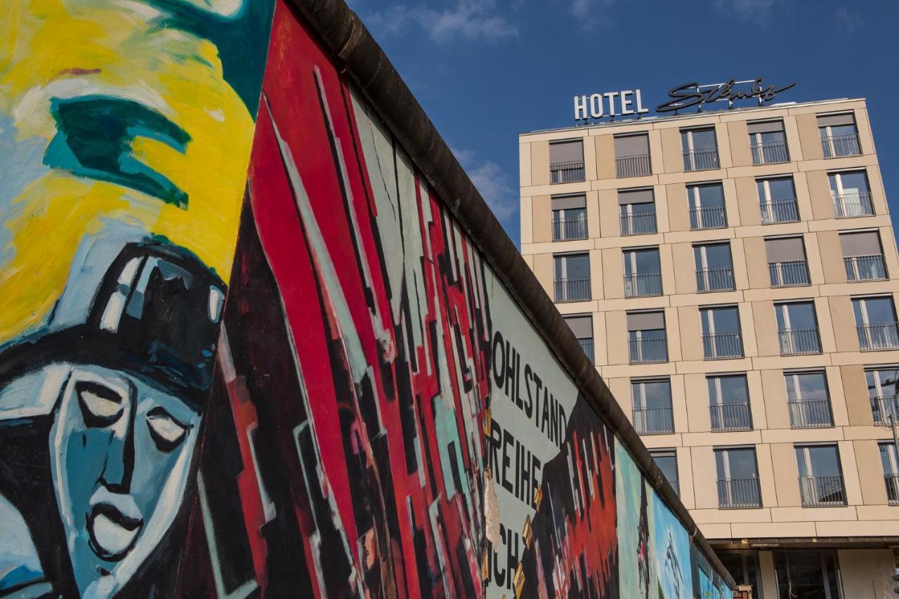Schulz At The East Side Gallery Hotel